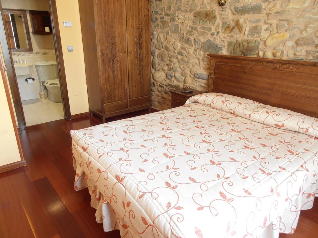 Hostal Virgen De La Encina Ponferrada Szoba fotó