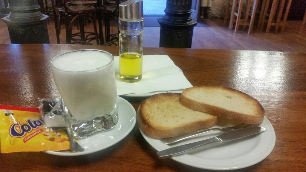 Hostal Virgen De La Encina Ponferrada Kültér fotó